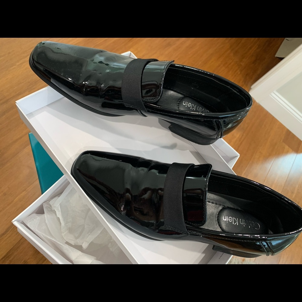 Calvin Klein men dress shoe